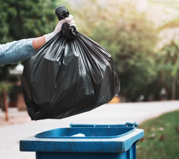 کیسه زباله از چی درست میشه؟